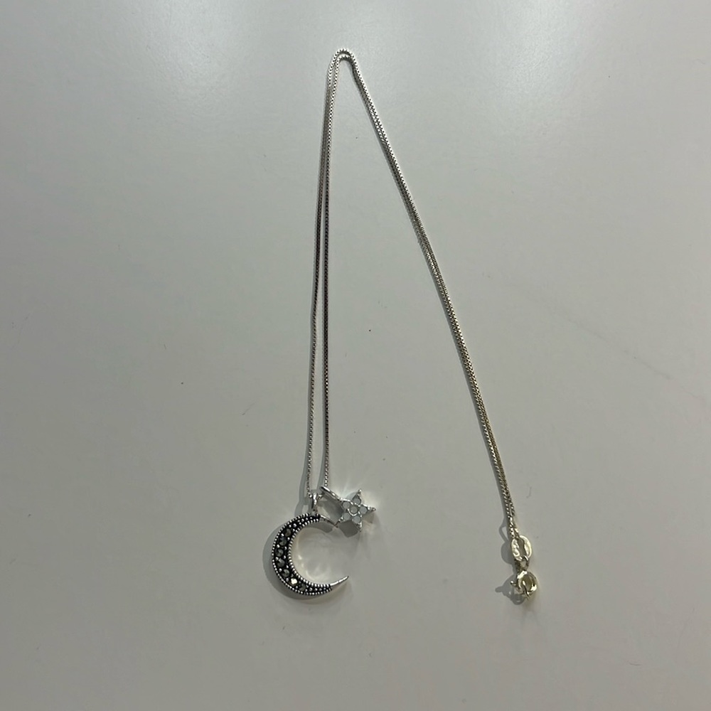 Reversible moon pendant necklace